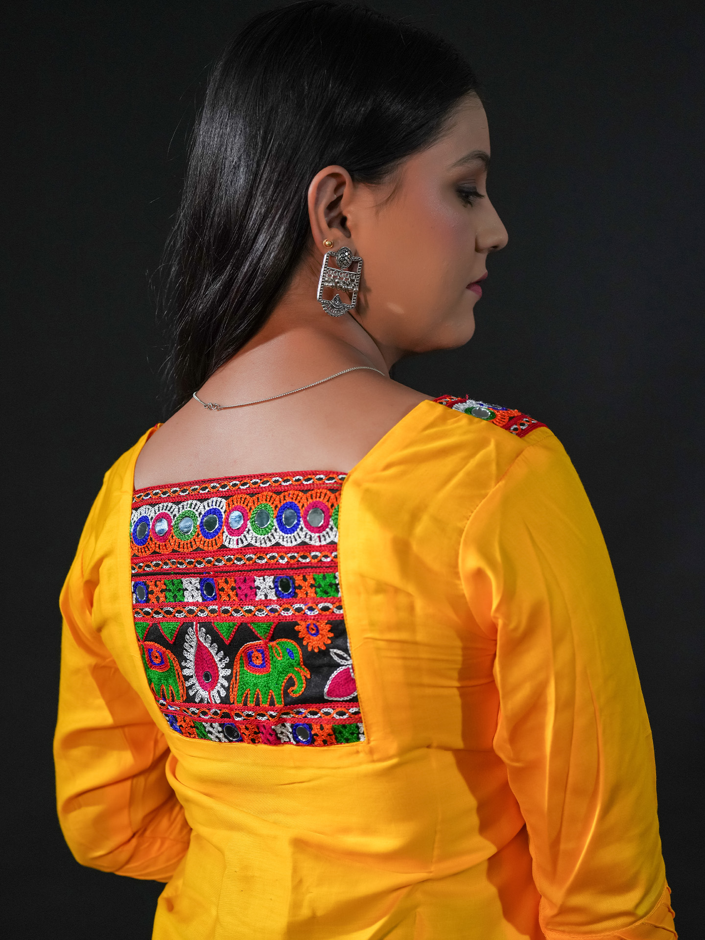 Vastrakosh Ethnic gallery photograph 4
